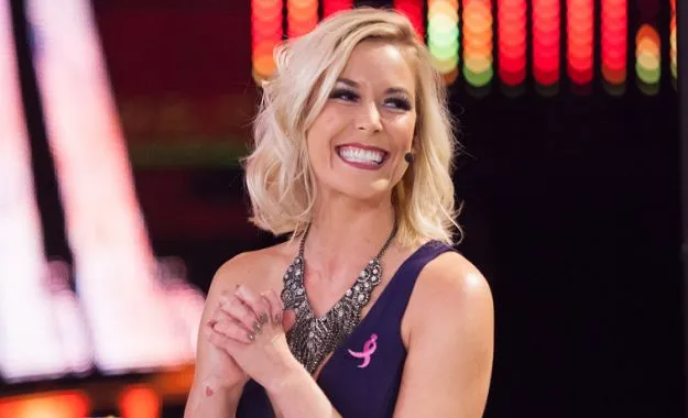 Renee Young recuerda como una leyenda de WWE le dijo que podría ser mejor utilizada fuera de la WWE
