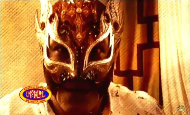 Rey Fenix llega al CMLL Rey Fenix llega al CMLL