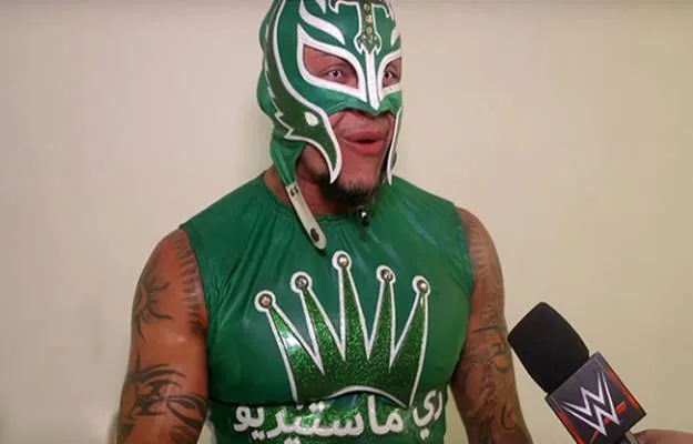 Rey Mysterio Super ShowDown