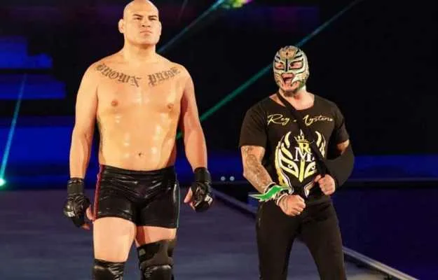 Rey Mysterio opina sobre Cain Velasquez en Triple A