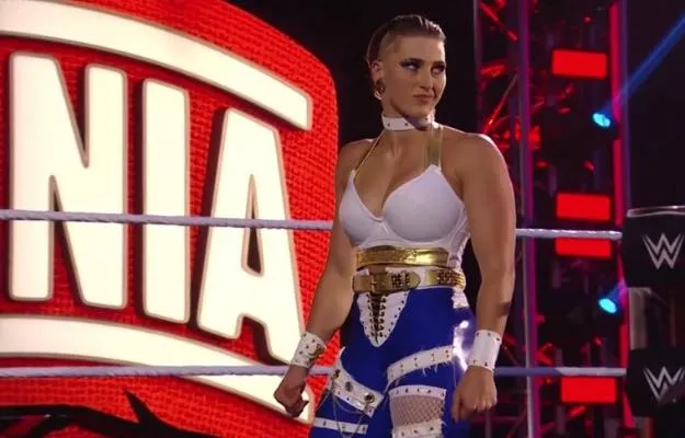 Rhea Ripley Rhea Ripley responde a los elogios de Triple H