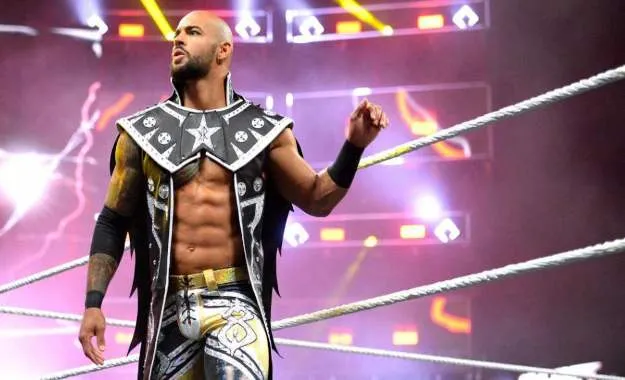Ricochet habla de las dificultades del cambio de los indies a WWE Ricochet habla de las dificultades del cambio de los indies a WWE