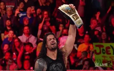 Roman Reigns retuvo el campeonato Intercontinental Roman Reigns retuvo el campeonato Intercontinental en RAW
