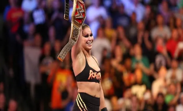 Ronda Rousey nombrada productora ejecutiva para un nuevo programa de televisión de CW Ronda Rousey nombrada productora ejecutiva para un nuevo programa de televisión de CW