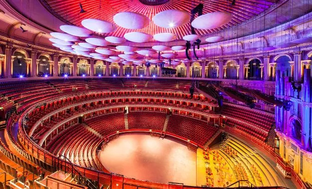 WWE noticias Royal Albert Hall