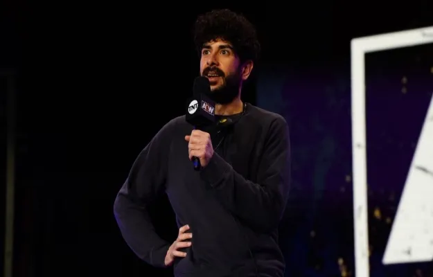 Rueda de prensa de Tony Khan previo a AEW Double or Nothing Rueda de prensa de Tony Khan previo a AEW Double or Nothing