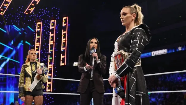 Se revela el segmento original entre Becky Lynch y Charlotte Flair Se revela el segmento original entre Becky Lynch y Charlotte Flair