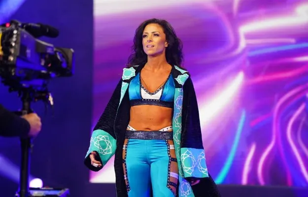 Serena Deeb se sincera con la división femenina de AEW Serena Deeb se sincera con la división femenina de AEW
