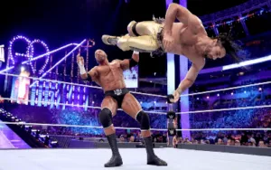 Seth Rollins vs Triple H