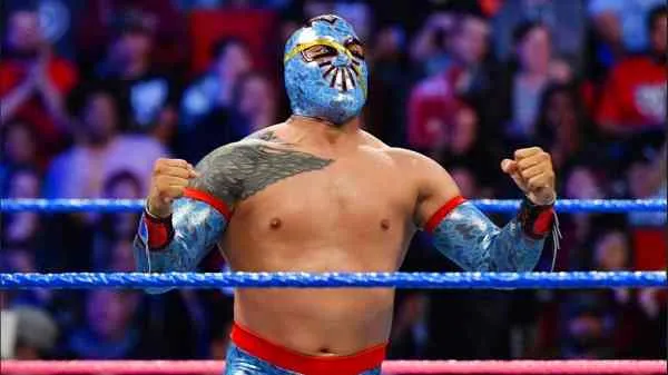 Sin Cara asegura que el talento de WWE no tiene contacto con Vince McMahon Sin Cara asegura que el talento de WWE no tiene contacto con Vince McMahon