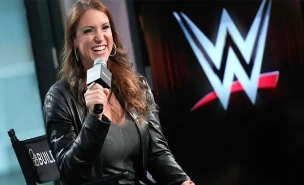 Stephanie McMahon confirma que el PPV Evolution será anual