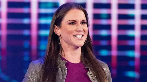 Stephanie McMahon habló para el Día Internacional de la mujer