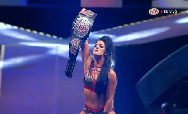 Tessa Blanchard es la nueva campeona Reina de Reinas de AAA en Triplemania 27