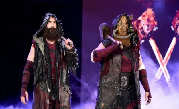 The Bludgeon Brothers en Fastlane The Bludgeon Brothers en Fastlane