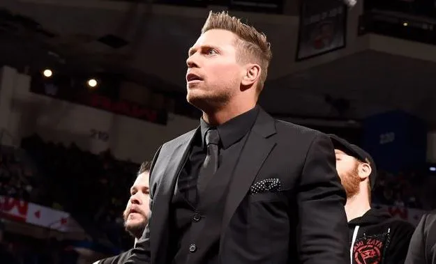 WWE noticias The Miz aterriza en SmackDown Live