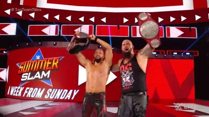 The OC son los nuevos campeones tag team de WWE RAW
