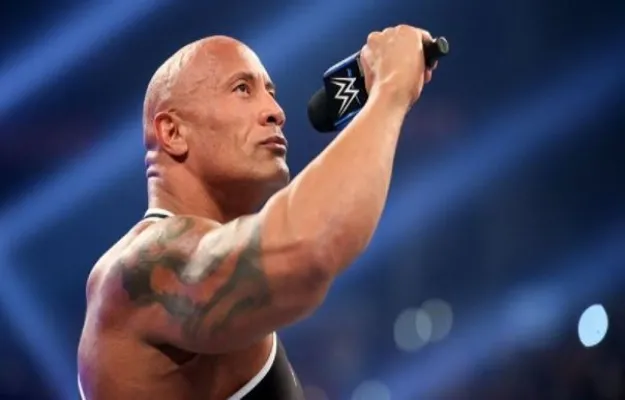 The Rock revela el nombre de un futuro Campeón Mundial de WWE The Rock revela el nombre de un futuro Campeón Mundial de WWE