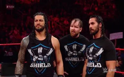 The Shield destrozaron Miz TV en RAW The Shield destrozaron a The Miz en RAW
