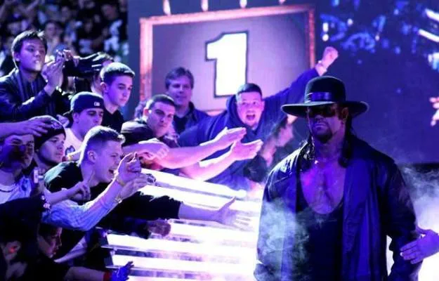 The Undertaker y Michelle McCool podrían aparecer en Royal Rumble