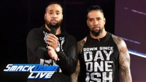 The Usos retienen sus campeonatos por pareja de SmackDown en Royal Rumble