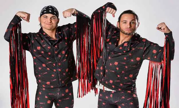 The Young Bucks The Young Bucks no consiguen los cinturones en Wrestle Kingdom 13