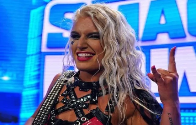 Toni Storm debuta en WWE SmackDown