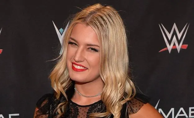 WWE noticias Toni Storm