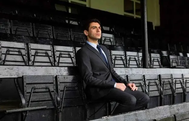 Tony Khan Tony Khan recibe ideas de los fans en Twitter