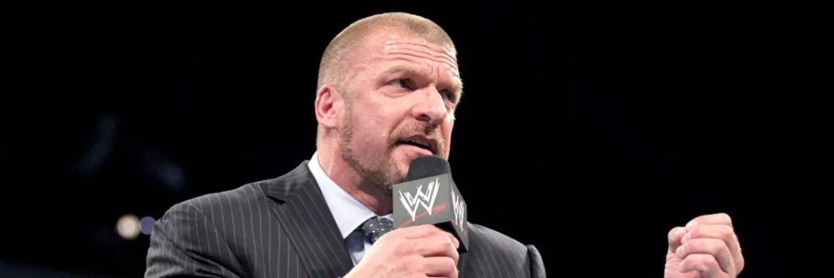 Triple H estará en el equipo RAW