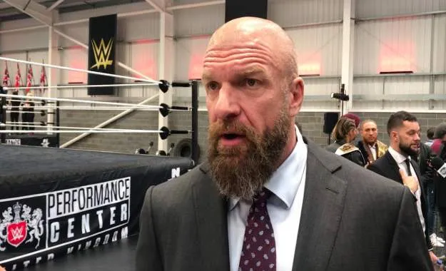 Triple H habla sobre mandar superestrellas del main roster a NXT UK Triple H habla sobre mandar superestrellas del main roster a NXT UK