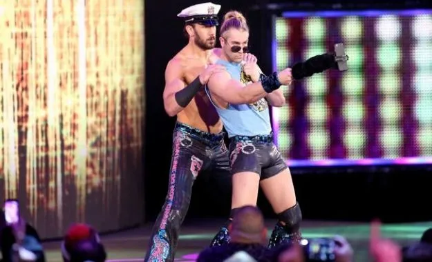 Tyler Breeze culpa A Drew McIntyre de la lesión de Fandango te gusta el título Tyler Breeze culpa A Drew McIntyre de la lesión de Fandango te gusta el título