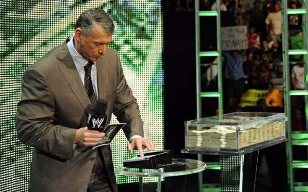 Vince McMahon anuncia la venta de su mansión