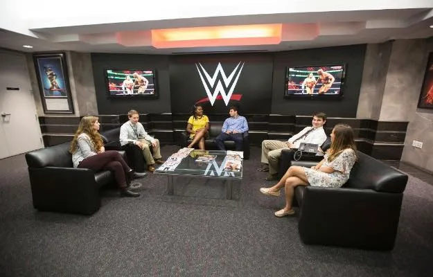 Productor de WWE abandona la empresa