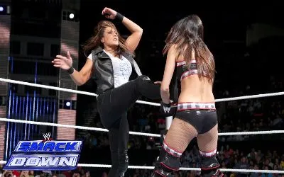WWE Noticias Tamina Snuka vs. luchadora local en SmackDown Live