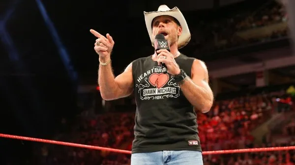 WWE-Noticias_-Shawn-Michaels-en-NXT-UK Superestrella de WWE alcanzará un registro de Shawn Michaels en Royal Rumble 2022