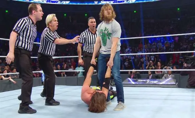 WWE Smackdown Live 4 de Diciembre (Cobertura y resultados en directo) WWE Smackdown Live 4 de Diciembre (Cobertura y resultados en directo)