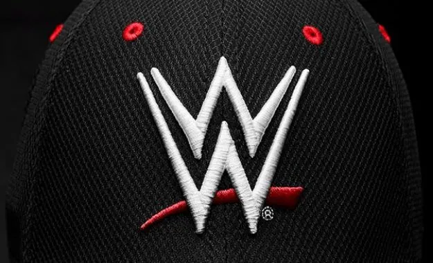 WWE acuerdo con New Era Cap