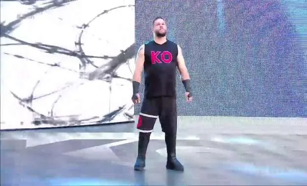 WWE anuncia una lesión de Kevin Owens