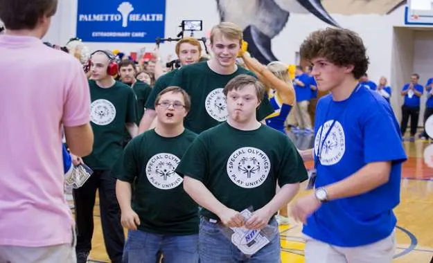 WWE en los Special Olympics WWE ha anunciado hoy una alianza con los Juegos Mundiales Special Olympics de Abu Dhabi 2019, el evento deportivo global que se celebra cada dos años.