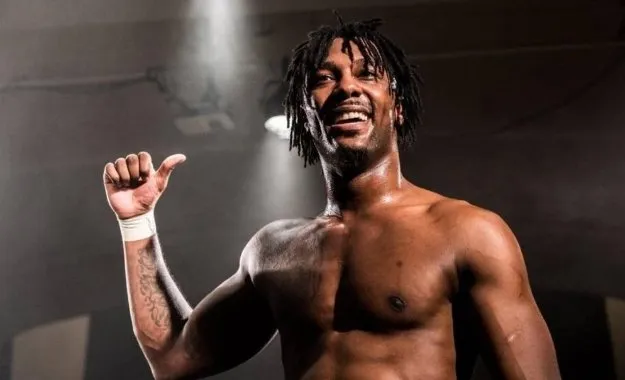 WWE estaría interesada en contratar a Shane Strickland