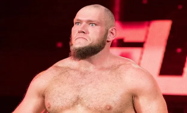 WWE estaría planeando un estilo parecido a Braun Strowman para Lars Sullivan cuando suba al roster principal