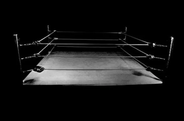 WWE podría implementar un nuevo diseño de ring WWE podría implementar un nuevo diseño de ring