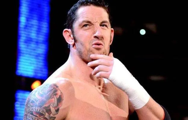 Wade Barrett regresa como comentarista esta semana en WWE NXT