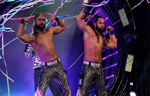 Los Young Bucks iban a participar en Wrestle Kingdom 17