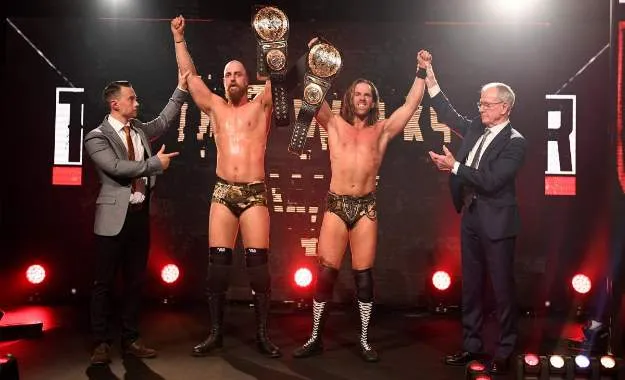 Zack Gibson y James Drake son los primeros NXT UK Tag Team Champions Zack Gibson y James Drake son los primeros NXT UK Tag Team Champions