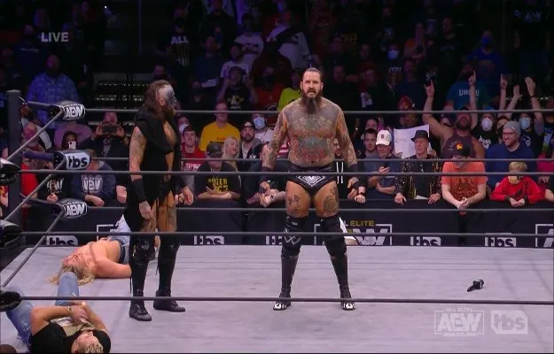 aew-dynamite-12.01.2022-malakai-black-brody-king AEW Dynamite