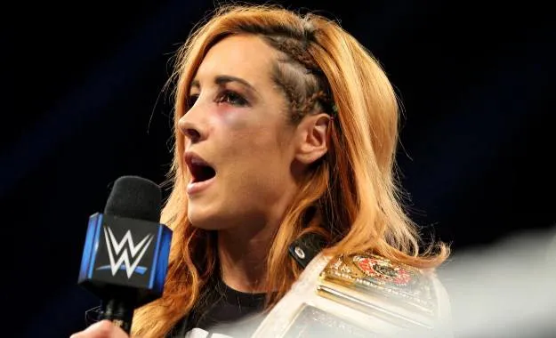 Becky Lynch será la nueva Stone Cold Steve Austin