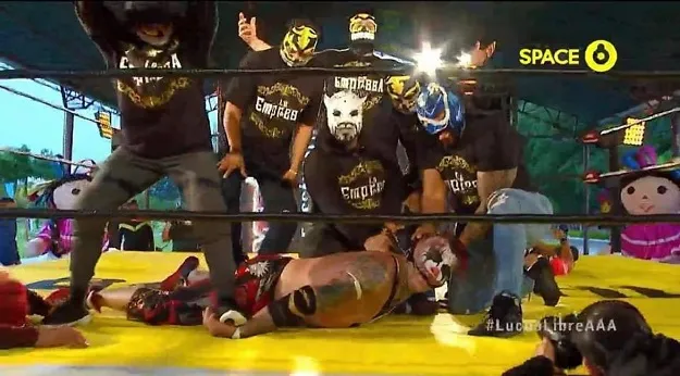 La Empresa humilla a Pagano en Verano de Escándalo