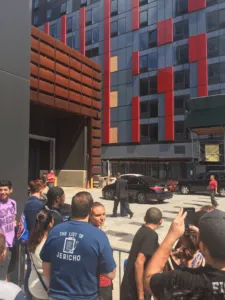 Bobby Roode llegando a WWE SmackDown Live