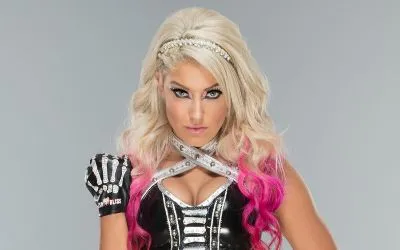 Alexa Bliss Alexa Bliss habla de su crecimiento